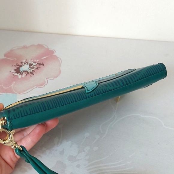 Fossil long zip around leather wallet - Picture 6 of 12